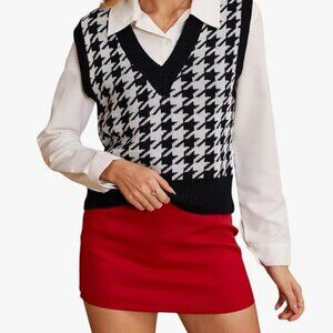 Women's Cropped Sleeveless V-Neck Vest (Small)